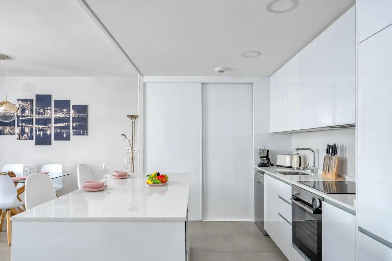 Luxurious Apartment In Benalmadena By Costarentals - Ref 35